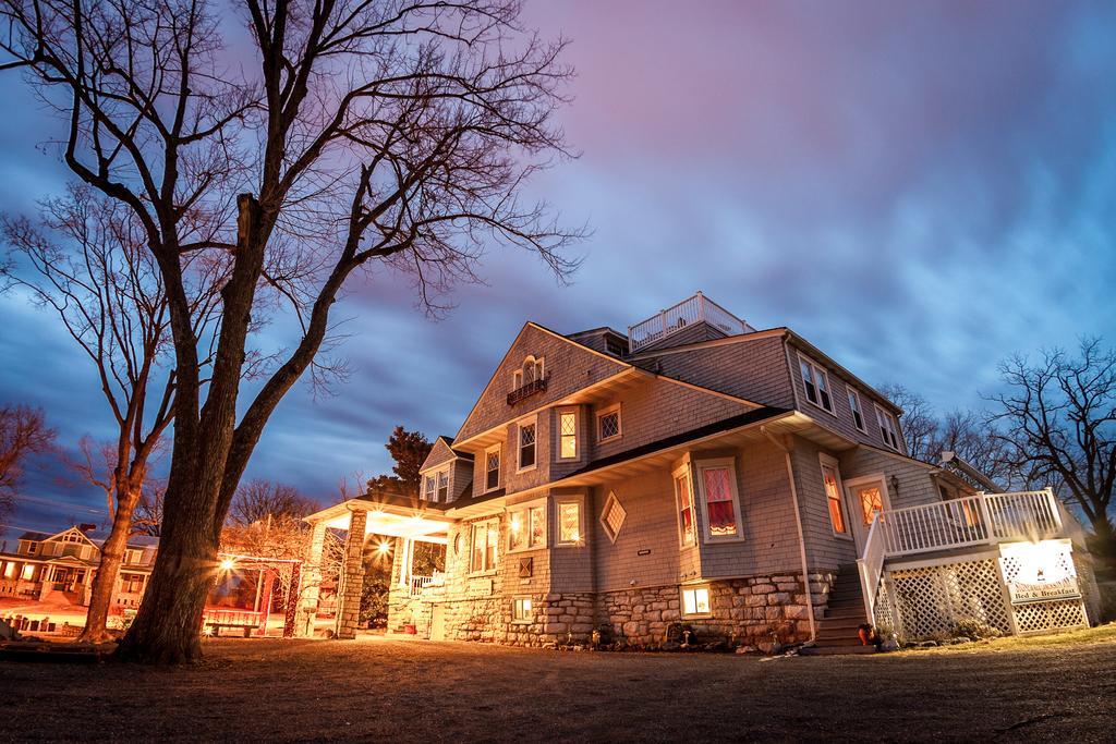 Friendly City Inn B&B Harrisonburg Exterior photo